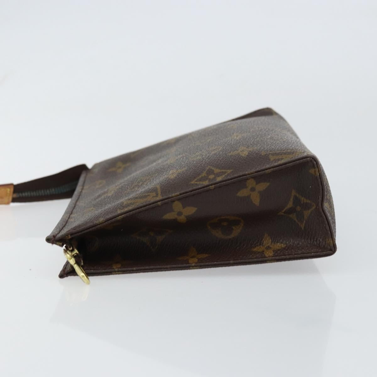 LOUIS VUITTON Monogram Poche Toilette 19 Pouch M47544 LV Auth 160633