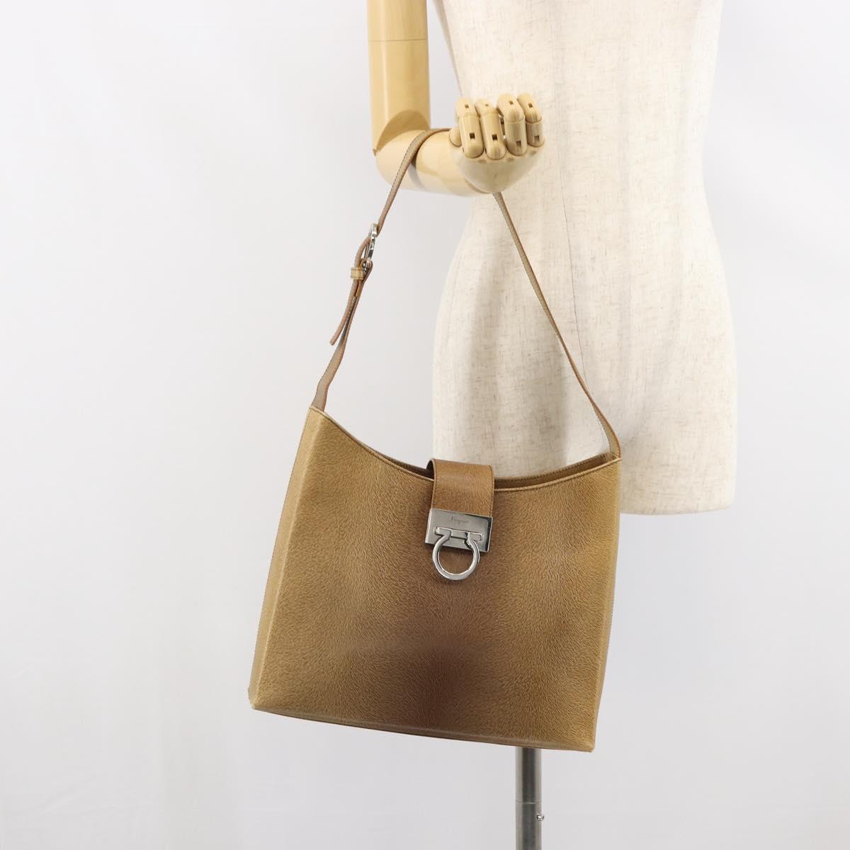 Salvatore Ferragamo Gancini Shoulder Bag Leather Beige Silver Auth 161036