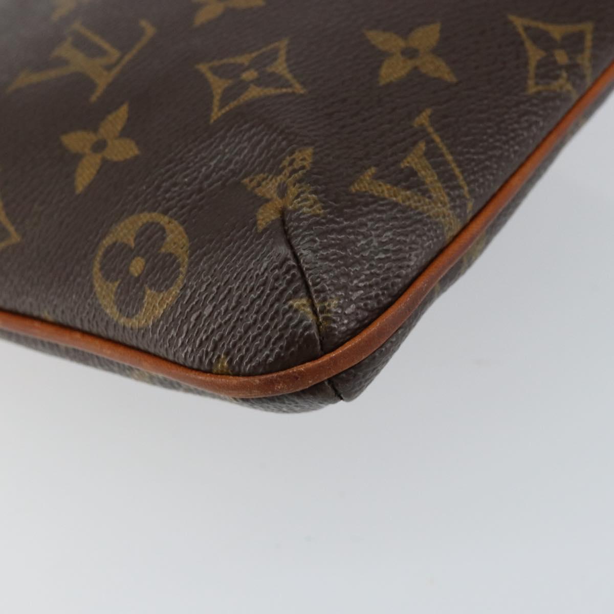 LOUIS VUITTON Monogram Partition Pouch M51901 LV Auth 161165