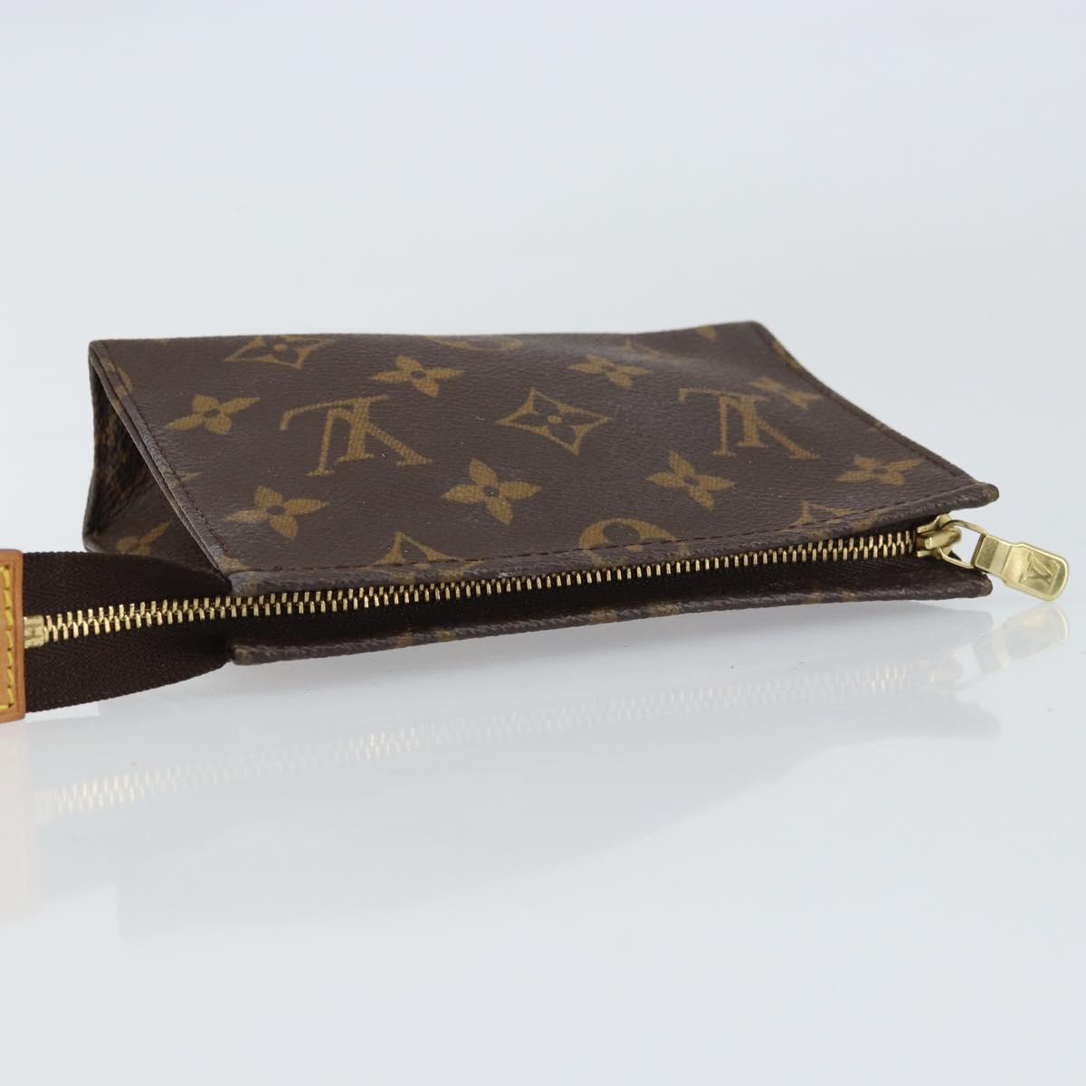 LOUIS VUITTON Monogram Poche Toilette 15 Pouch M47546 LV Auth 161181
