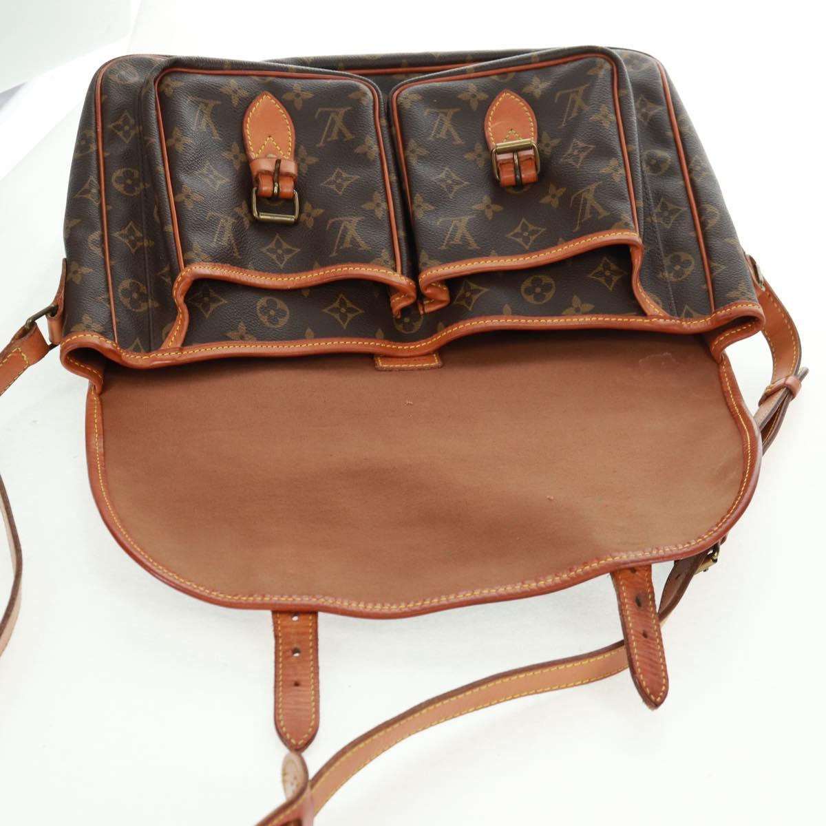 LOUIS VUITTON Monogram Sac Bazas Japon Shoulder Bag M99013 LV Auth 161378