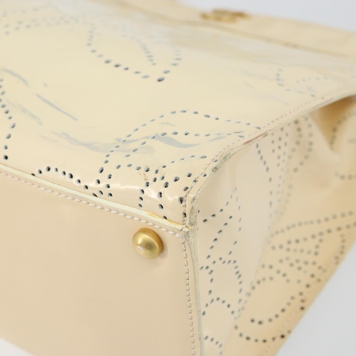 CHANEL Camelia Shoulder Bag Patent leather Ivory Gold CC Auth 161438