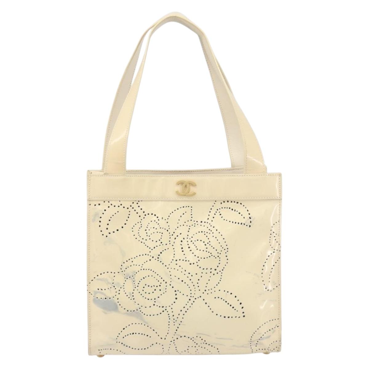CHANEL Camelia Shoulder Bag Patent leather Ivory Gold CC Auth 161438