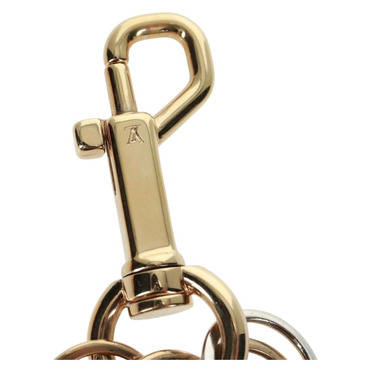LOUIS VUITTON Key Holder Metal Louis Vuitton テ Judy Blame Gold Tone Auth 161457V