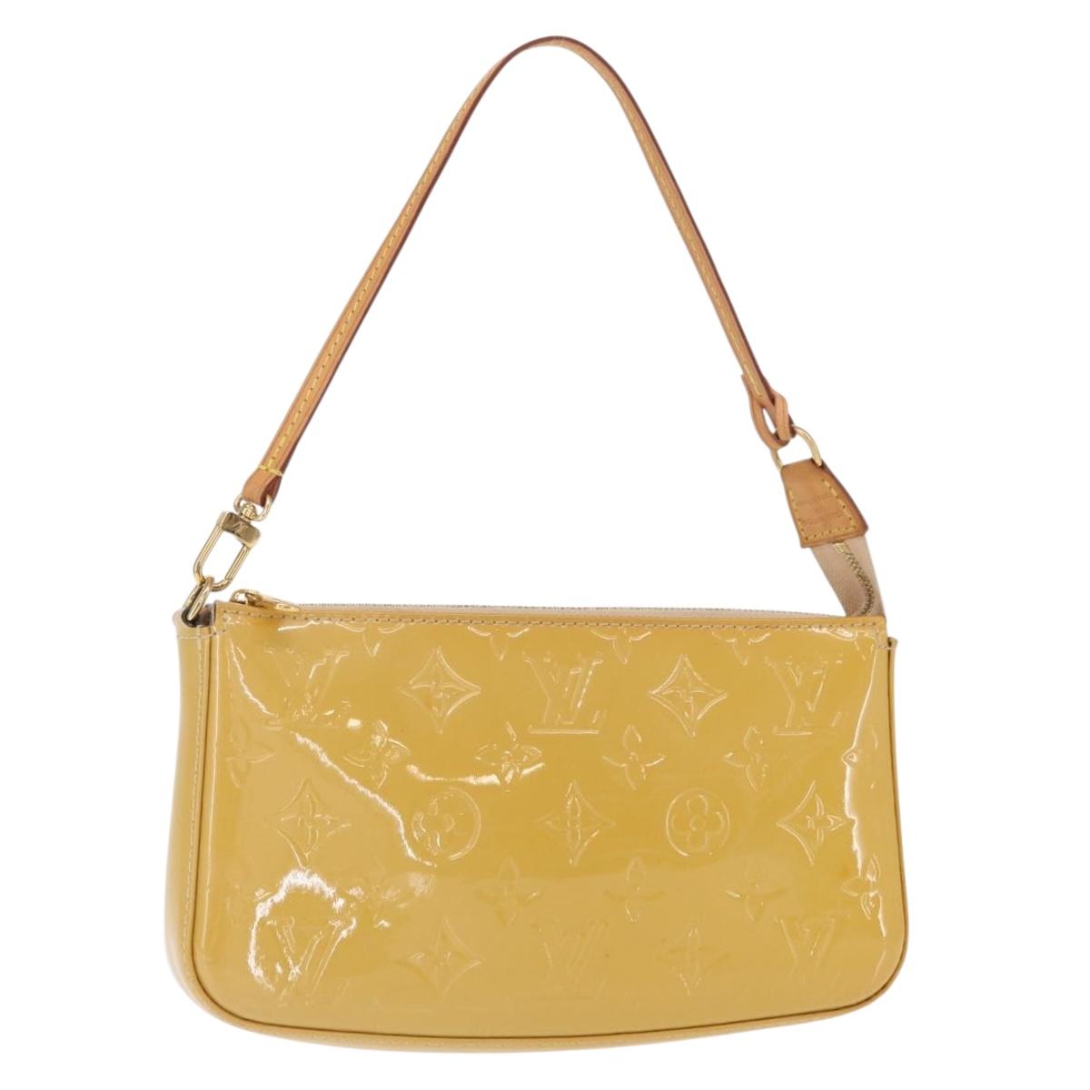 LOUIS VUITTON Vernis Pochette Accessoires Accessory Pouch Citrin LV Auth 161520