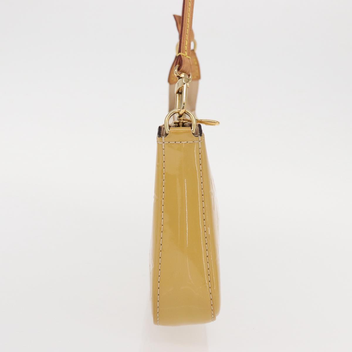 LOUIS VUITTON Vernis Pochette Accessoires Accessory Pouch Citrin LV Auth 161520