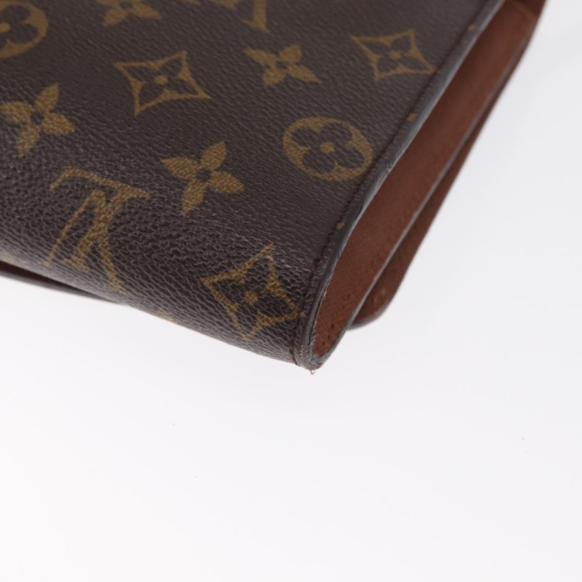 LOUIS VUITTON Monogram Bordeaux 27 Shoulder Bag M51797 LV Auth 161624