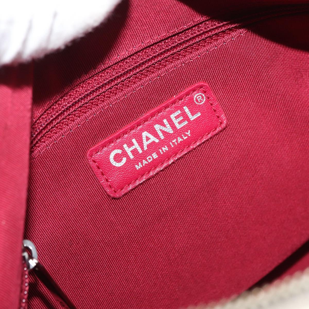 CHANEL Chain Gabriel de Chanel Shoulder Bag Calf Skin White Gold CC Auth 161659