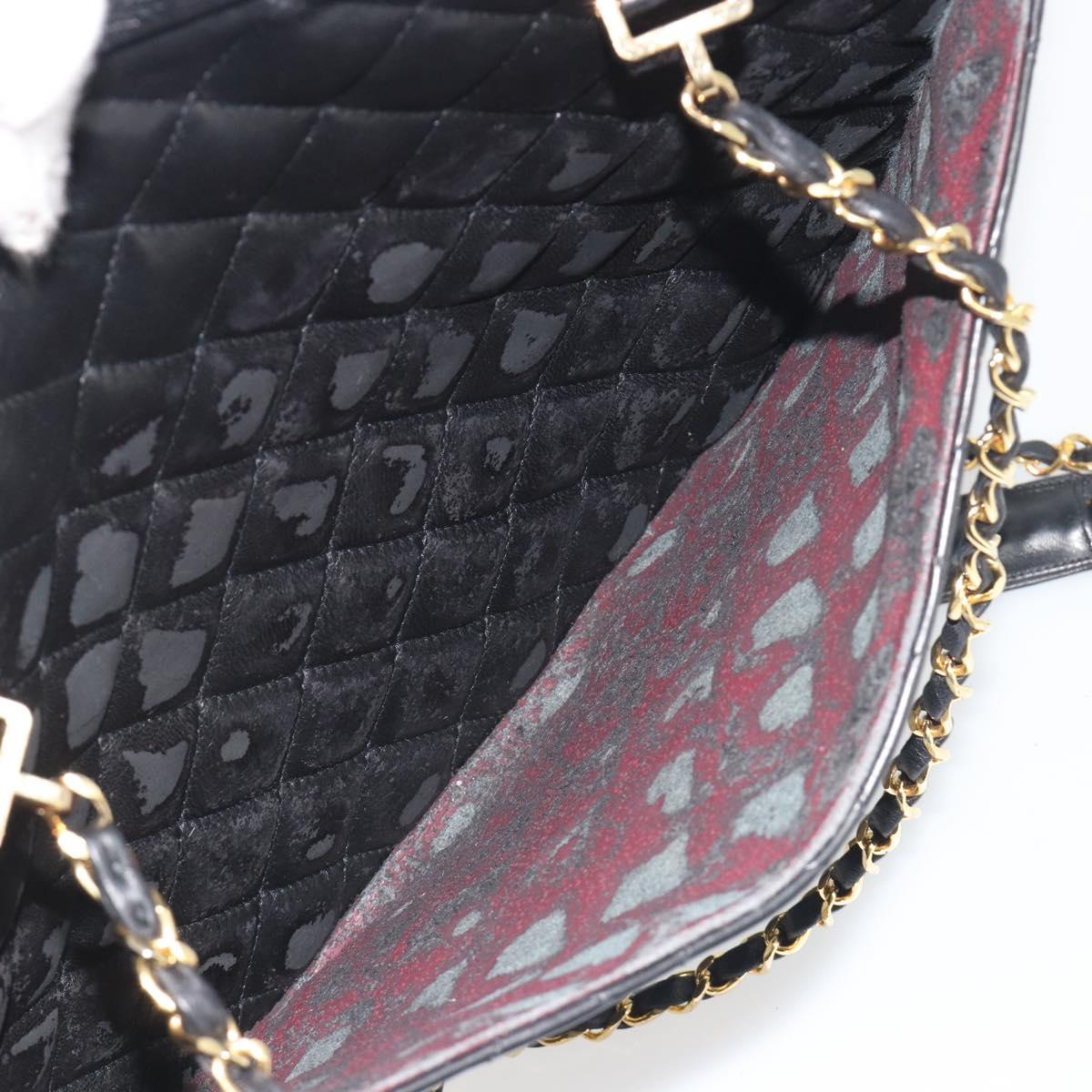 CHANEL Matelasse Chain Shoulder Bag Leather Black Gold CC Auth 161755