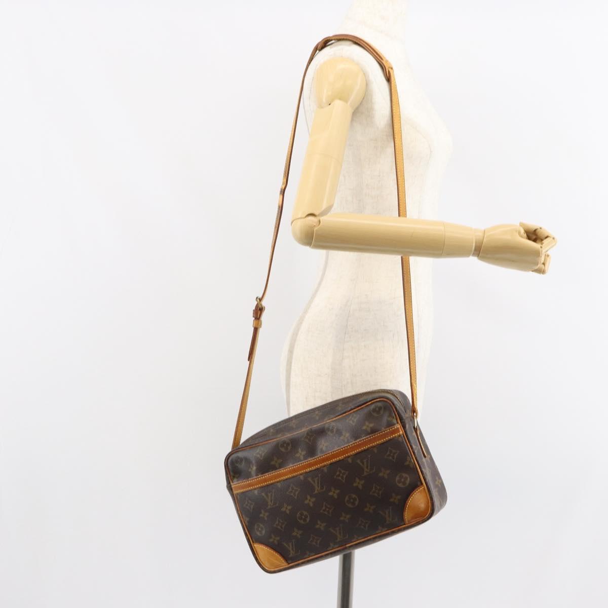 LOUIS VUITTON Monogram Trocadero 30 Shoulder Bag M51272 LV Auth 161858