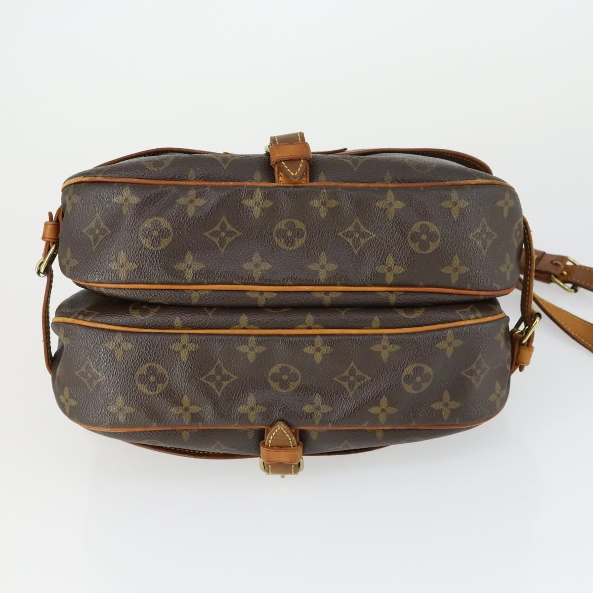 LOUIS VUITTON Monogram Saumur 30 Shoulder Bag M42256 LV Auth 161866