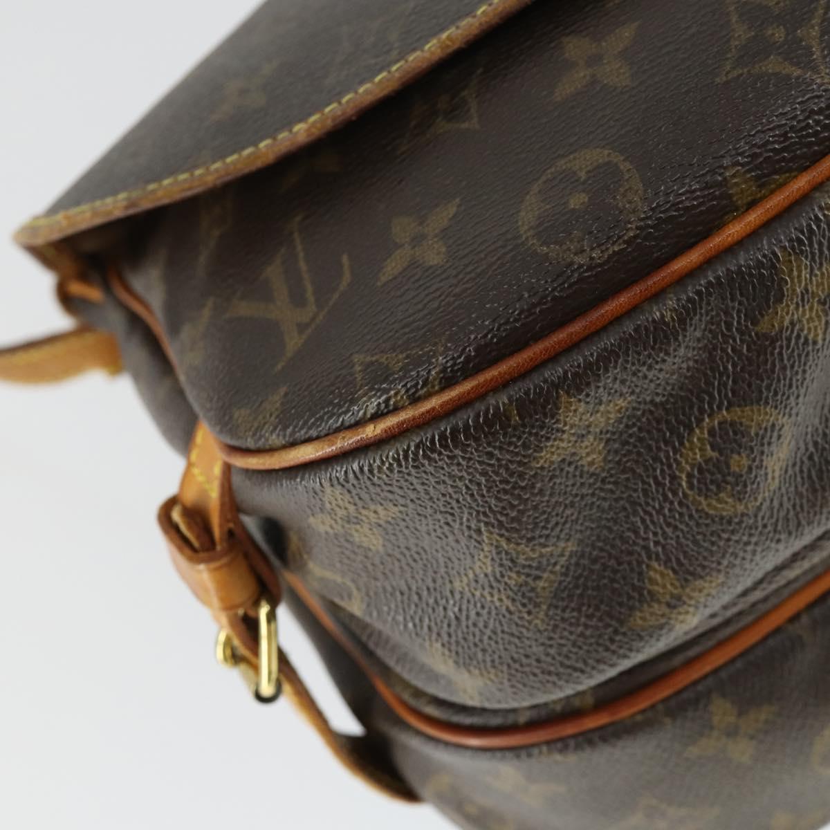 LOUIS VUITTON Monogram Saumur 30 Shoulder Bag M42256 LV Auth 161866