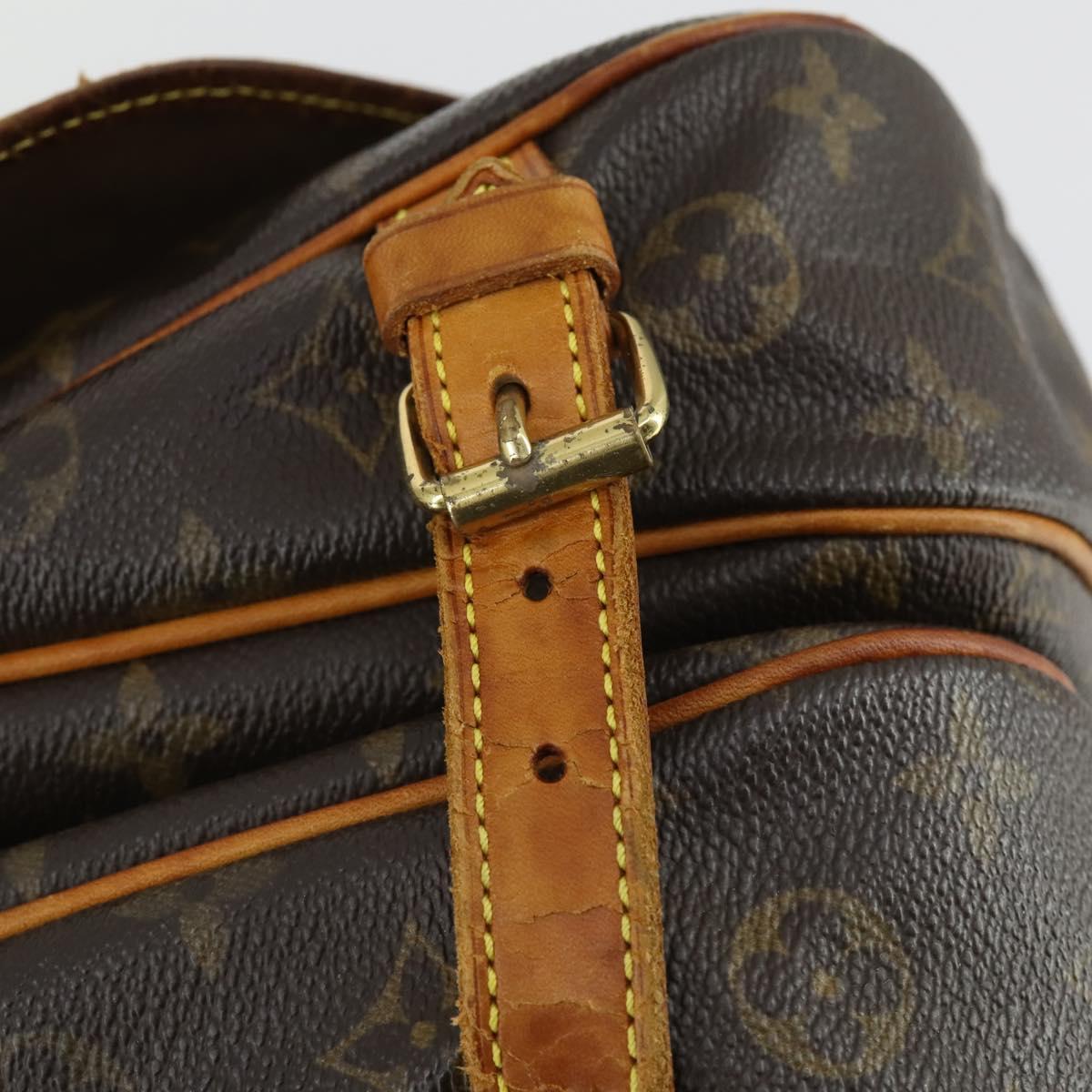 LOUIS VUITTON Monogram Saumur 30 Shoulder Bag M42256 LV Auth 161866