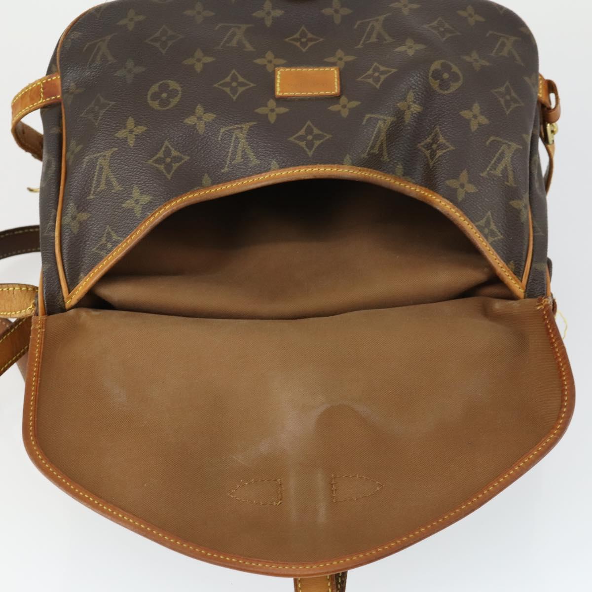 LOUIS VUITTON Monogram Saumur 30 Shoulder Bag M42256 LV Auth 161866