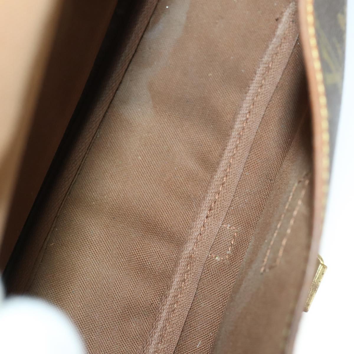 LOUIS VUITTON Monogram Saumur 30 Shoulder Bag M42256 LV Auth 161866