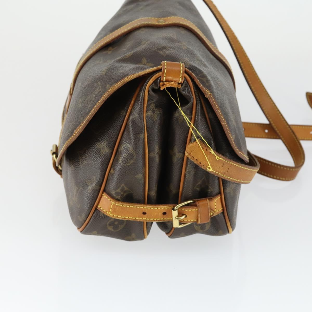 LOUIS VUITTON Monogram Saumur 30 Shoulder Bag M42256 LV Auth 161866