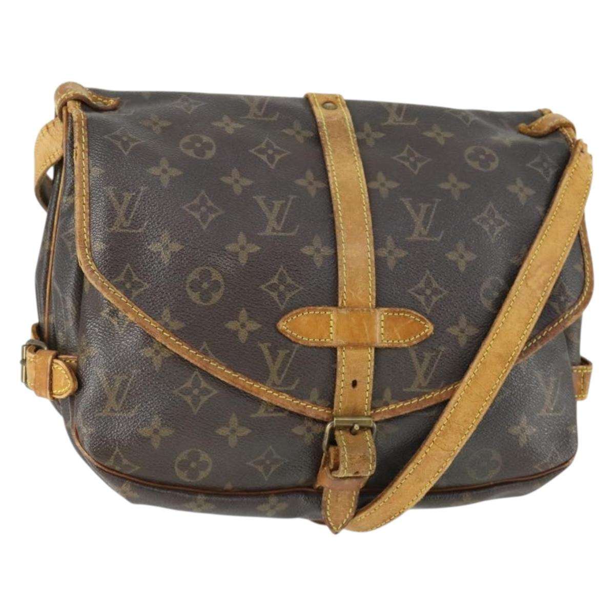 LOUIS VUITTON Monogram Saumur 30 Shoulder Bag M42256 LV Auth 161867