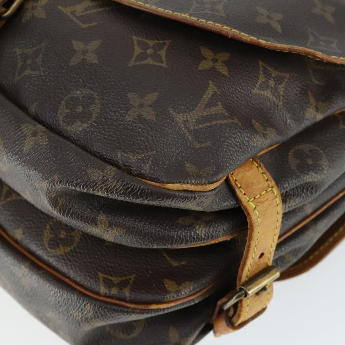LOUIS VUITTON Monogram Saumur 30 Shoulder Bag M42256 LV Auth 161867