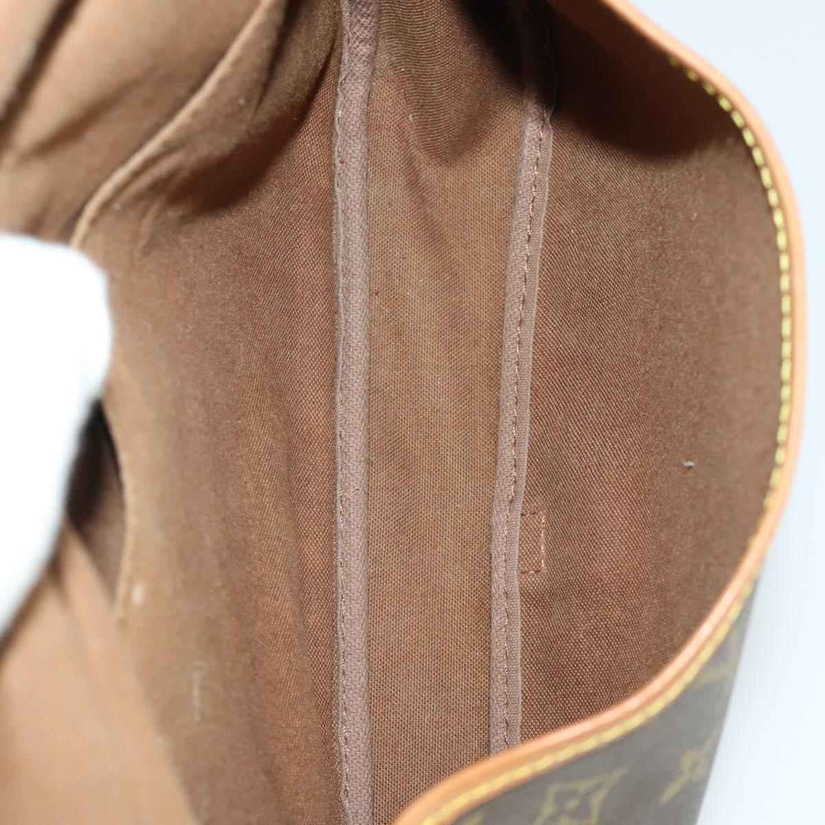 LOUIS VUITTON Monogram Saumur 30 Shoulder Bag M42256 LV Auth 161868