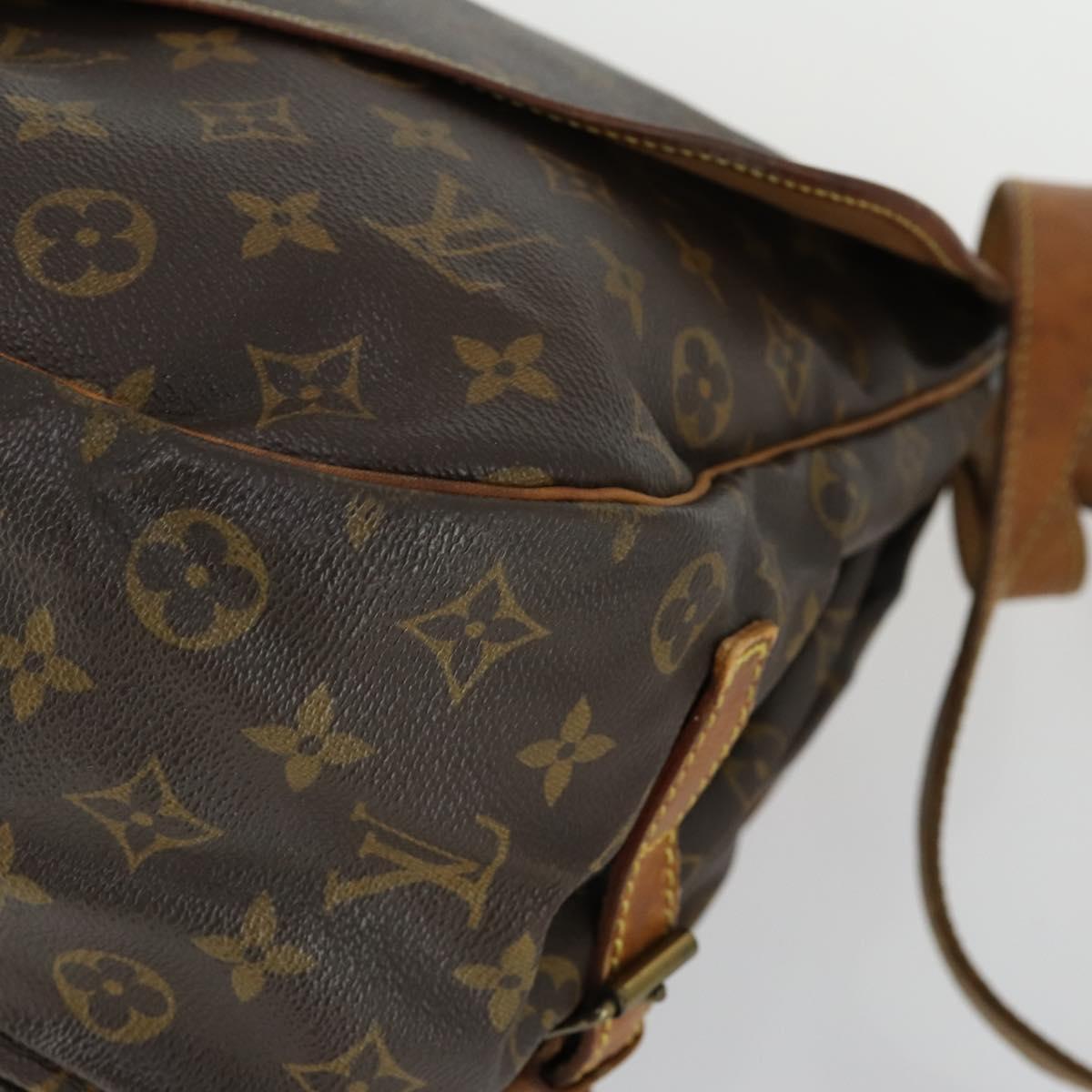 LOUIS VUITTON Monogram Saumur 35 Shoulder Bag M42254 LV Auth 161870