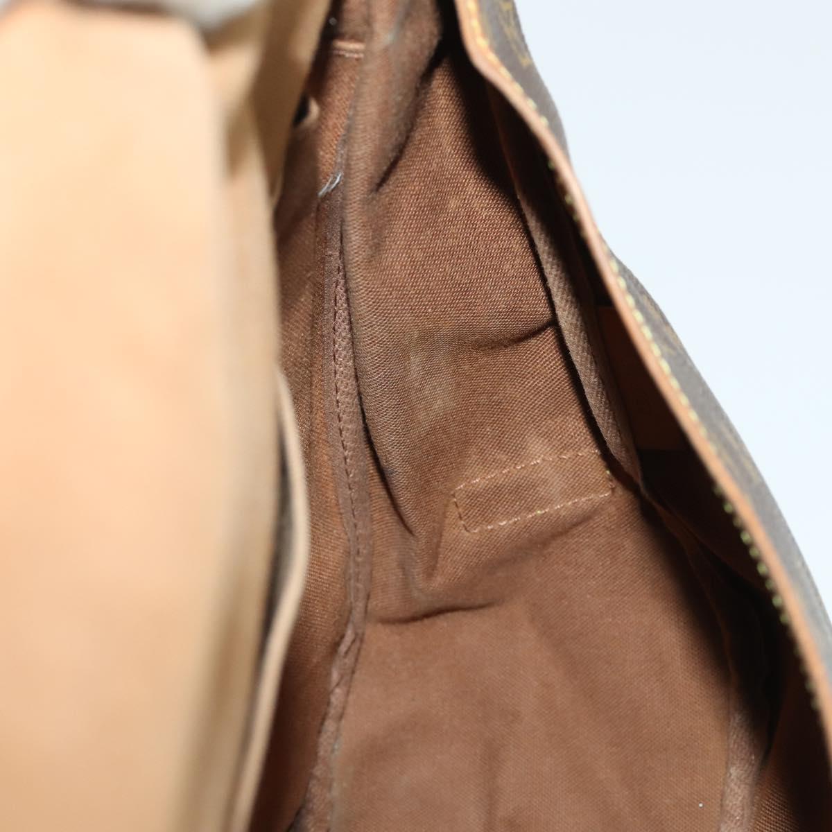 LOUIS VUITTON Monogram Saumur 35 Shoulder Bag M42254 LV Auth 161870