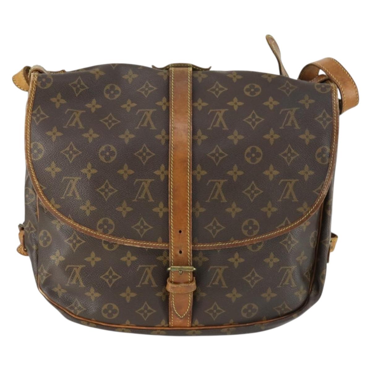 LOUIS VUITTON Monogram Saumur 35 Shoulder Bag M42254 LV Auth 161870