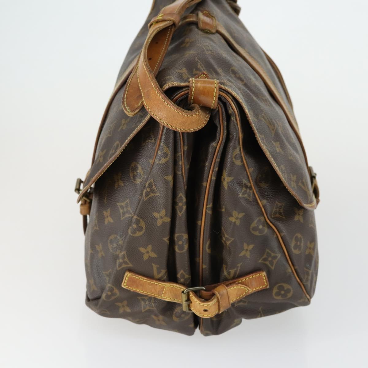 LOUIS VUITTON Monogram Saumur 35 Shoulder Bag M42254 LV Auth 161870