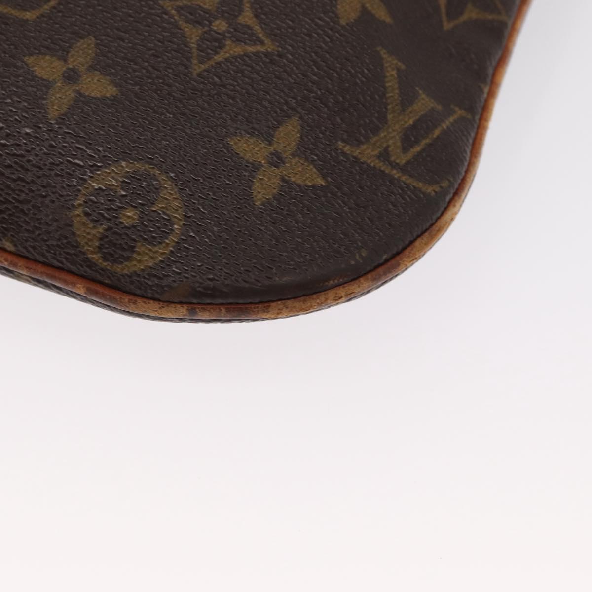LOUIS VUITTON Monogram Pochette Bosphore Shoulder Bag M40044 LV Auth 161921