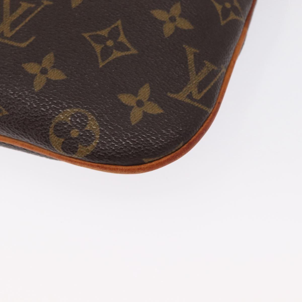 LOUIS VUITTON Monogram Pochette Bosphore Shoulder Bag M40044 LV Auth 161957