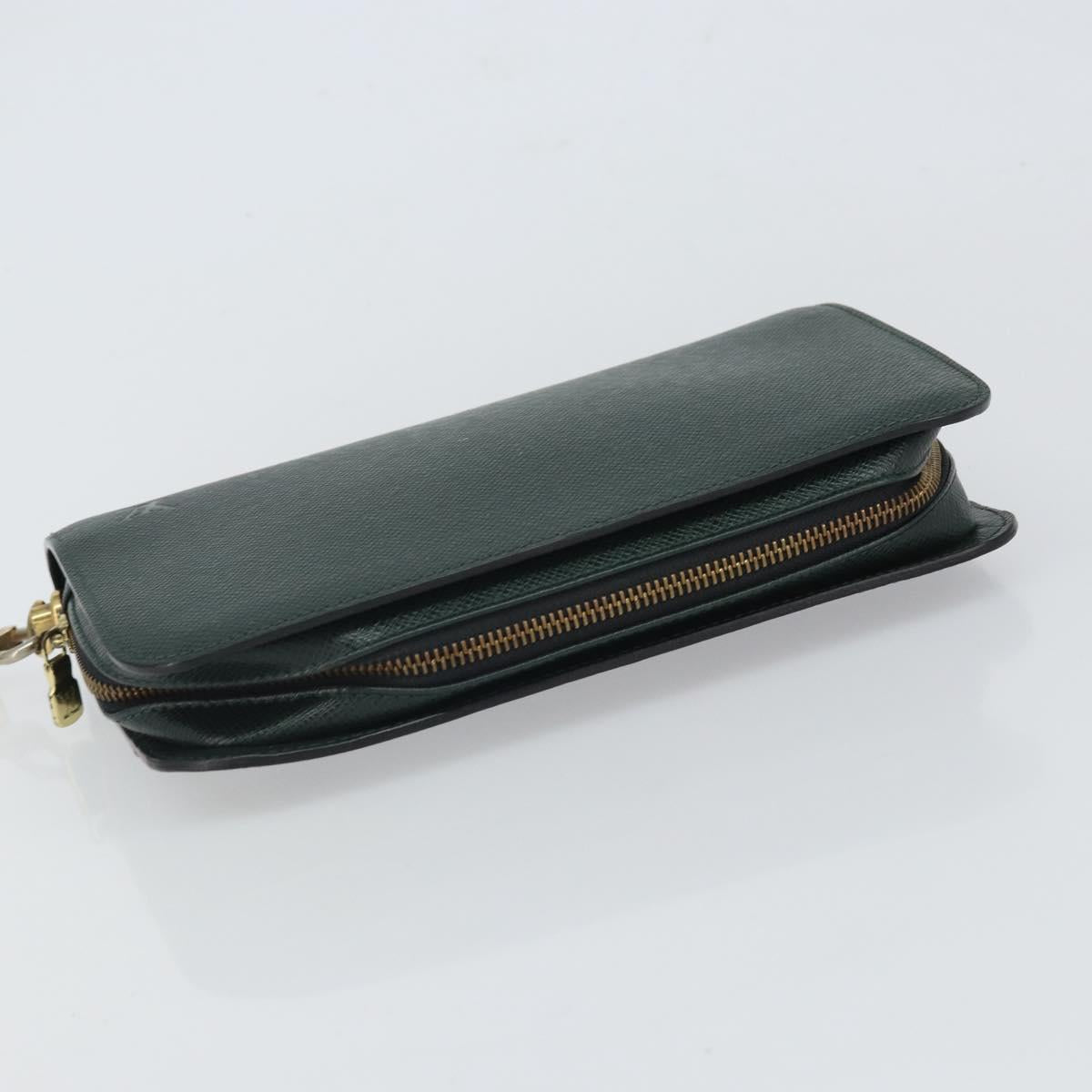 LOUIS VUITTON Taiga Baikal Clutch Bag Epicea M30184 LV Auth 162015