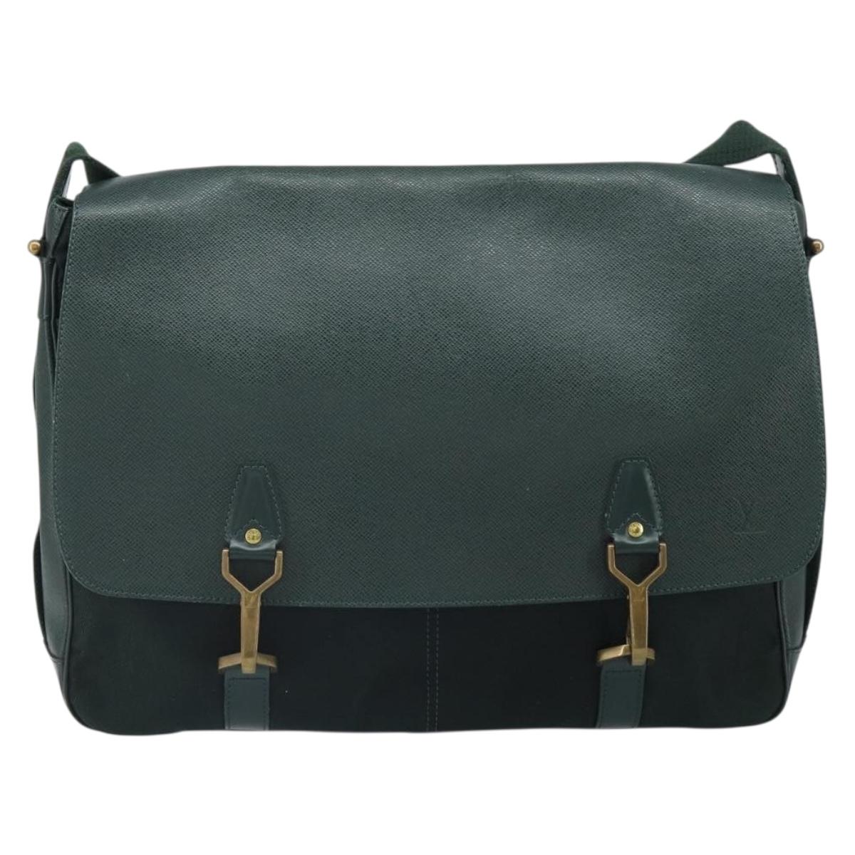 LOUIS VUITTON Taiga Leather Delsous Shoulder Bag Epicea M30164 LV Auth 162016