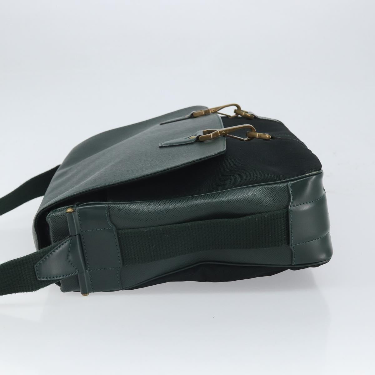 LOUIS VUITTON Taiga Leather Delsous Shoulder Bag Epicea M30164 LV Auth 162016