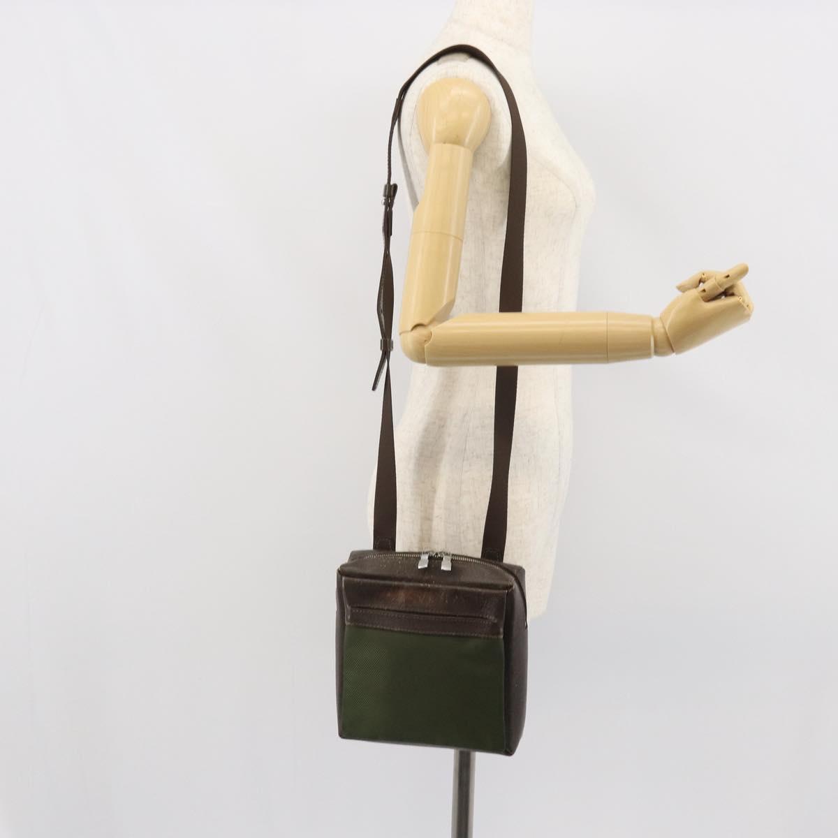 LOUIS VUITTON Taiga Sayan Shoulder Bag Epicea M30908 LV Auth 162017