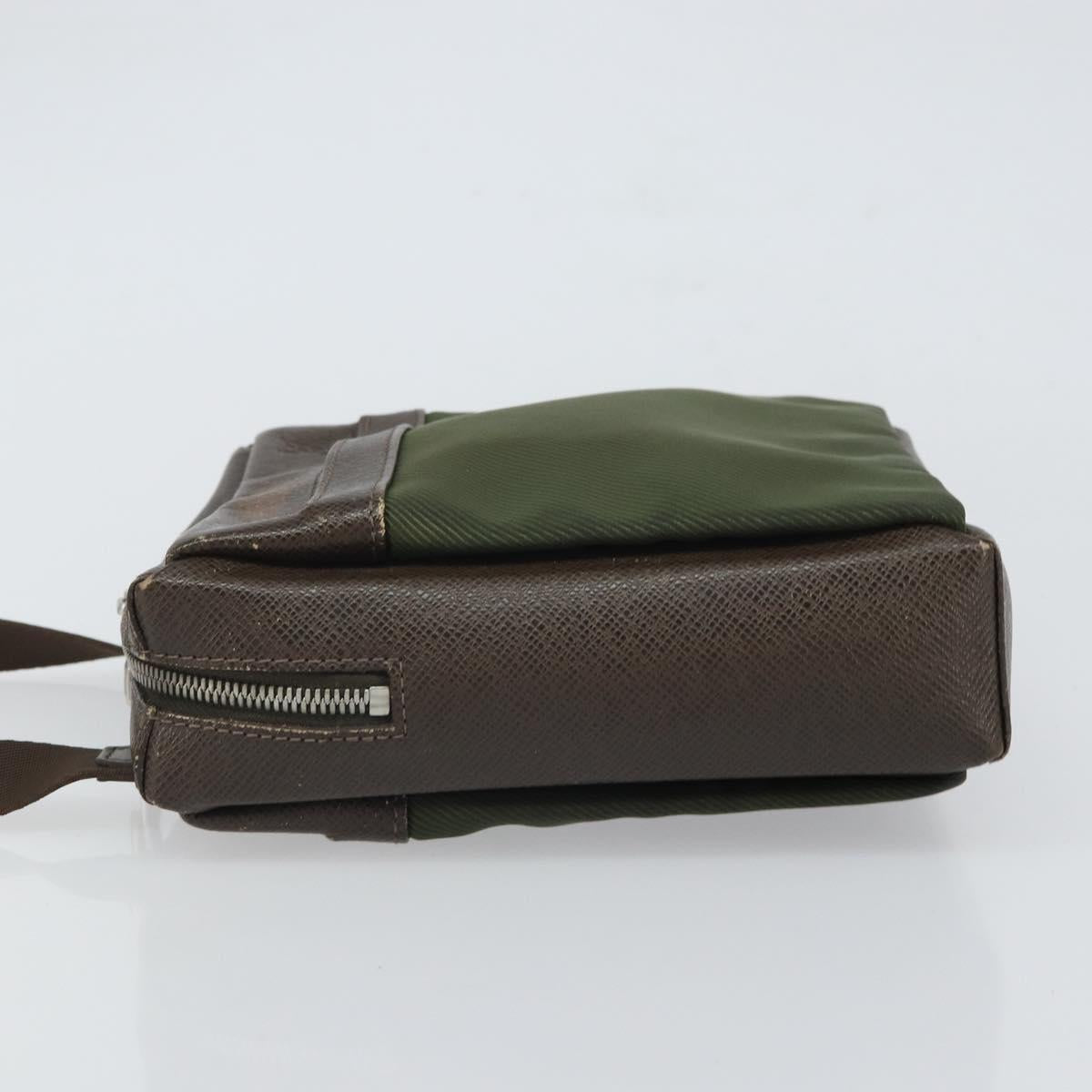 LOUIS VUITTON Taiga Sayan Shoulder Bag Epicea M30908 LV Auth 162017