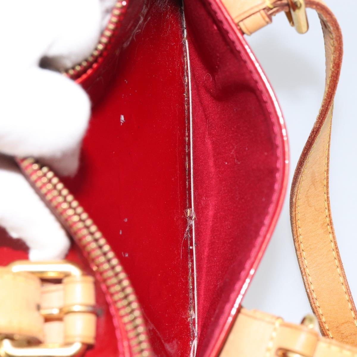 LOUIS VUITTON Vernis Rosewood Avenue Bag Pomme D'amour M93507 Auth 162086