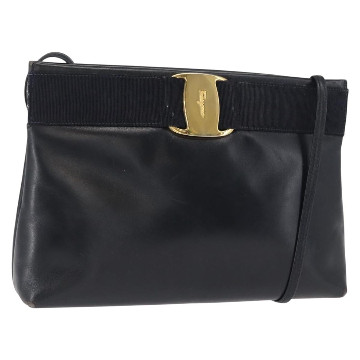 Salvatore Ferragamo Vala Shoulder Bag Leather Navy Gold Auth 162207