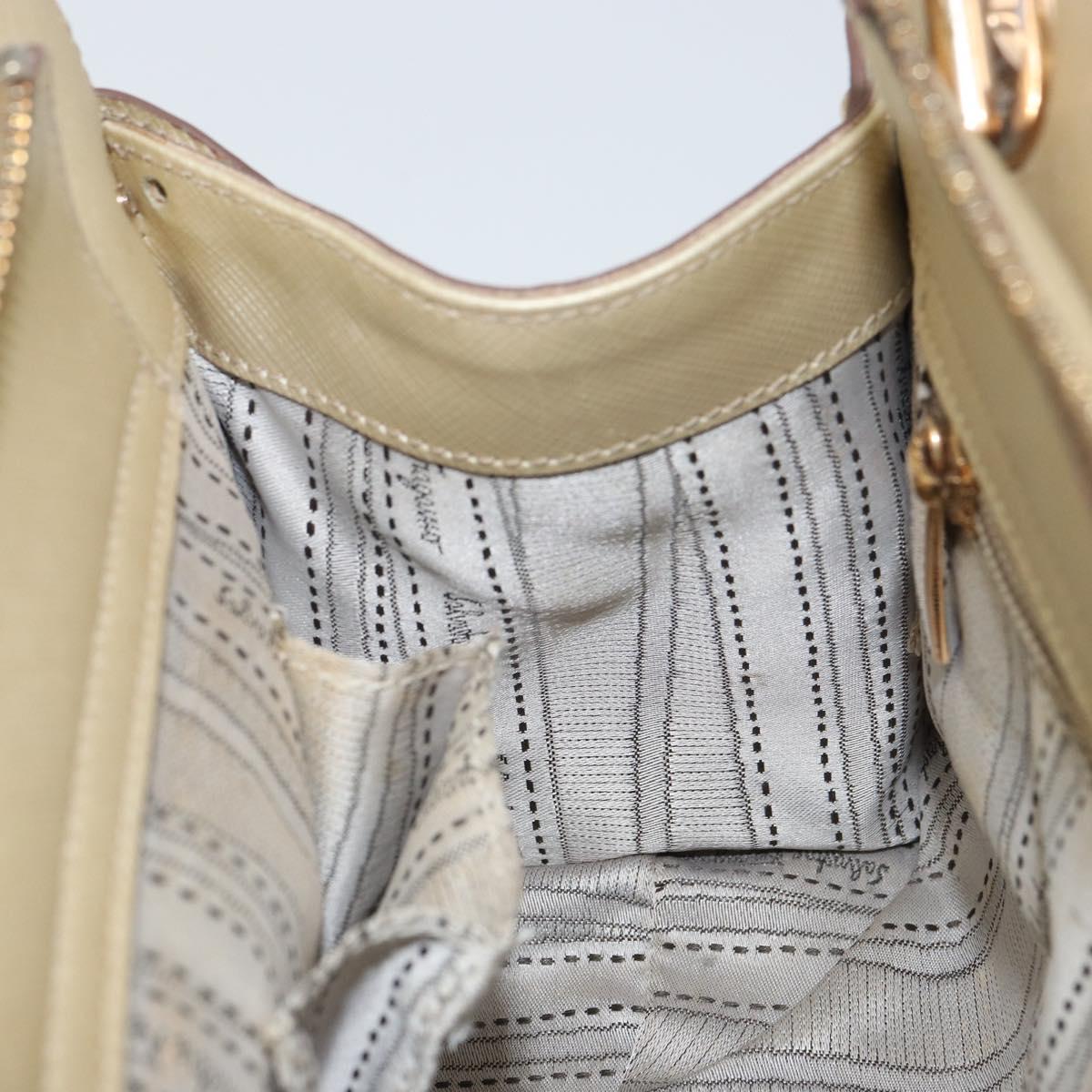 Salvatore Ferragamo Gancini Shoulder Bag Leather Gold Auth 162322
