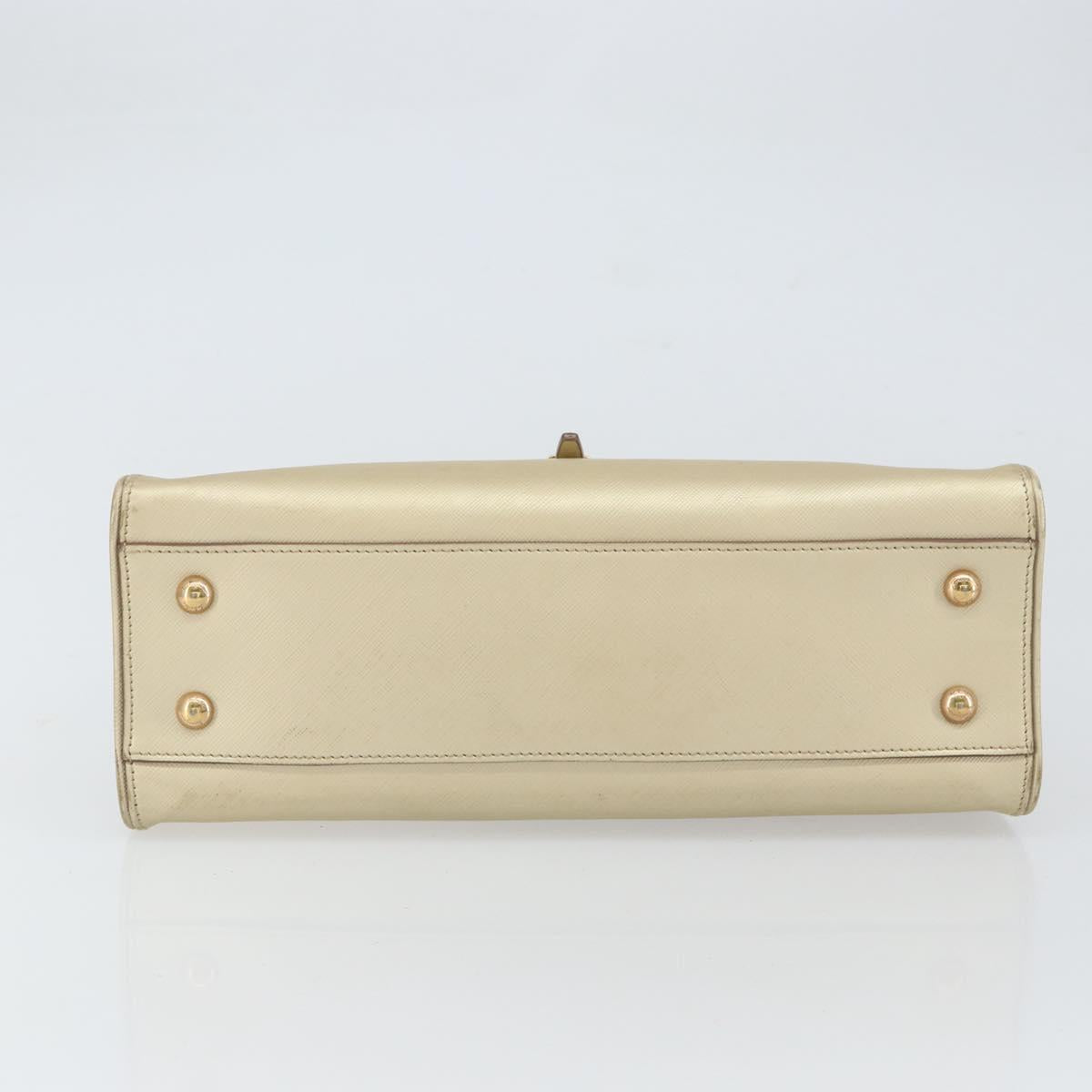 Salvatore Ferragamo Gancini Shoulder Bag Leather Gold Auth 162322