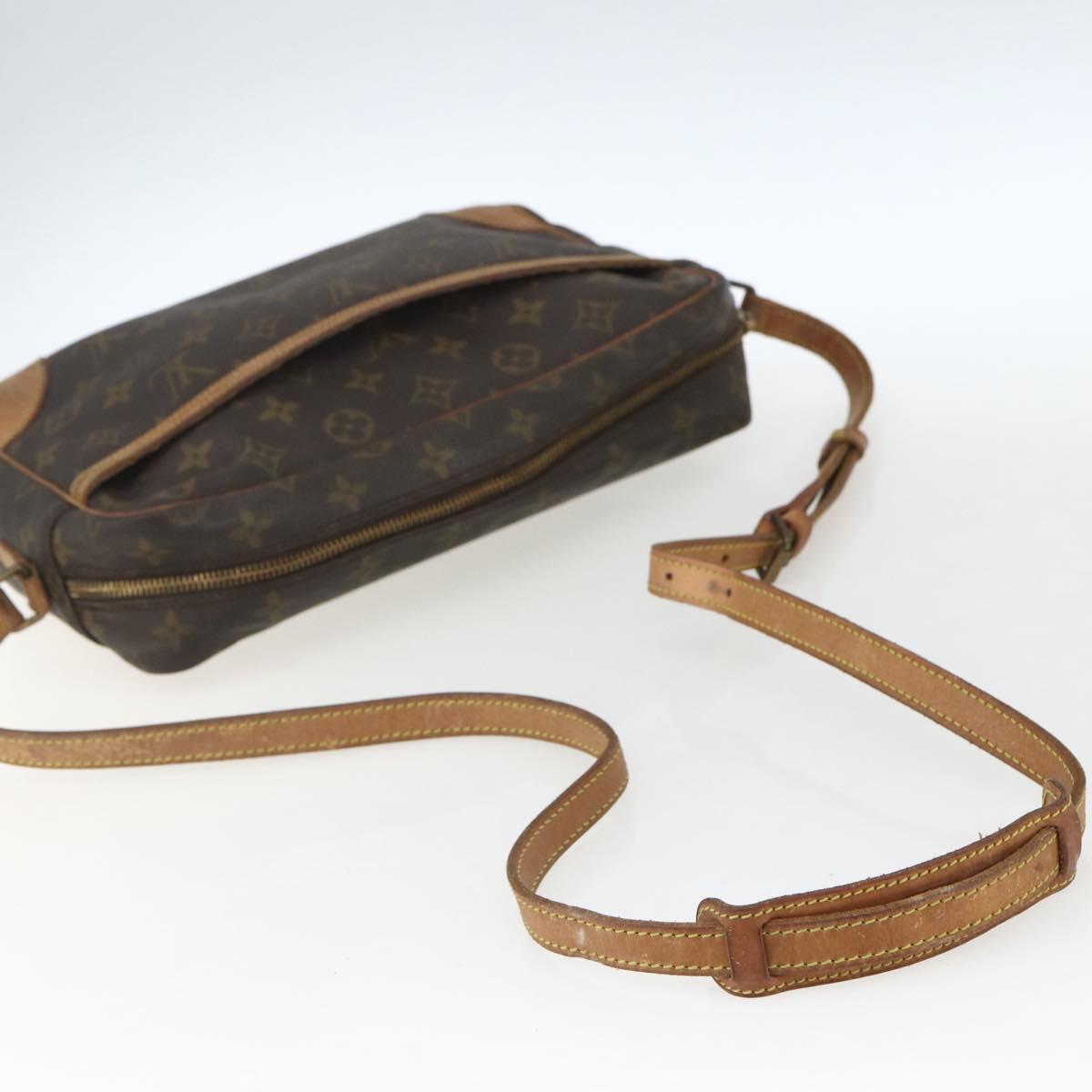 LOUIS VUITTON Monogram Trocadero 27 Shoulder Bag M51274 LV Auth 162363