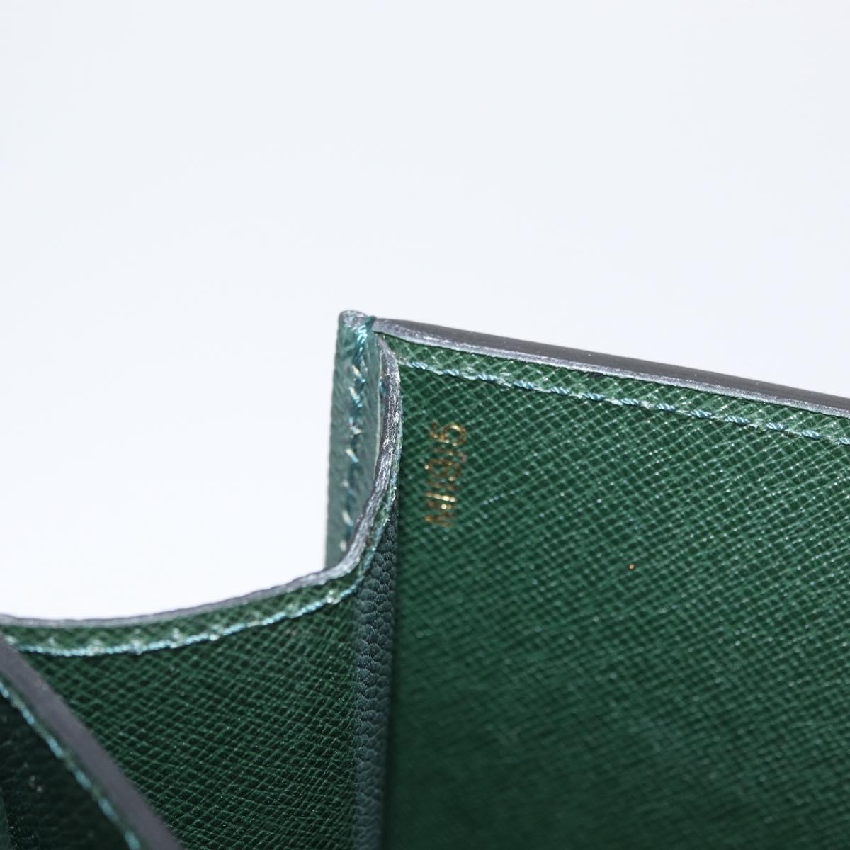 LOUIS VUITTON Taiga Serviette Moskova Business Bag Epicea M30034 LV Auth 162446