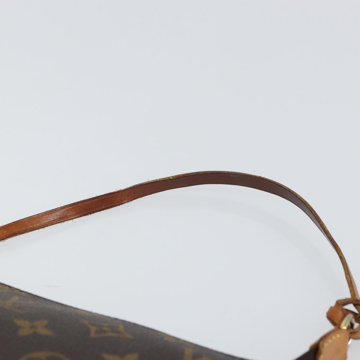 LOUIS VUITTON Monogram Pochette Accessoires Pouch M51980 LV Auth 162685