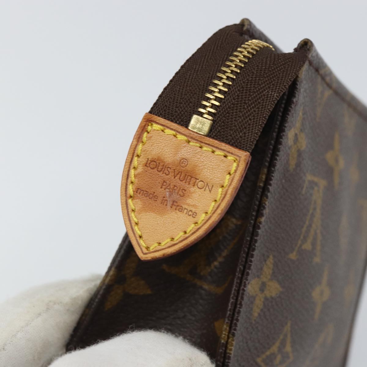 LOUIS VUITTON Monogram Poche Toilette 15 Pouch M47546 LV Auth 162741