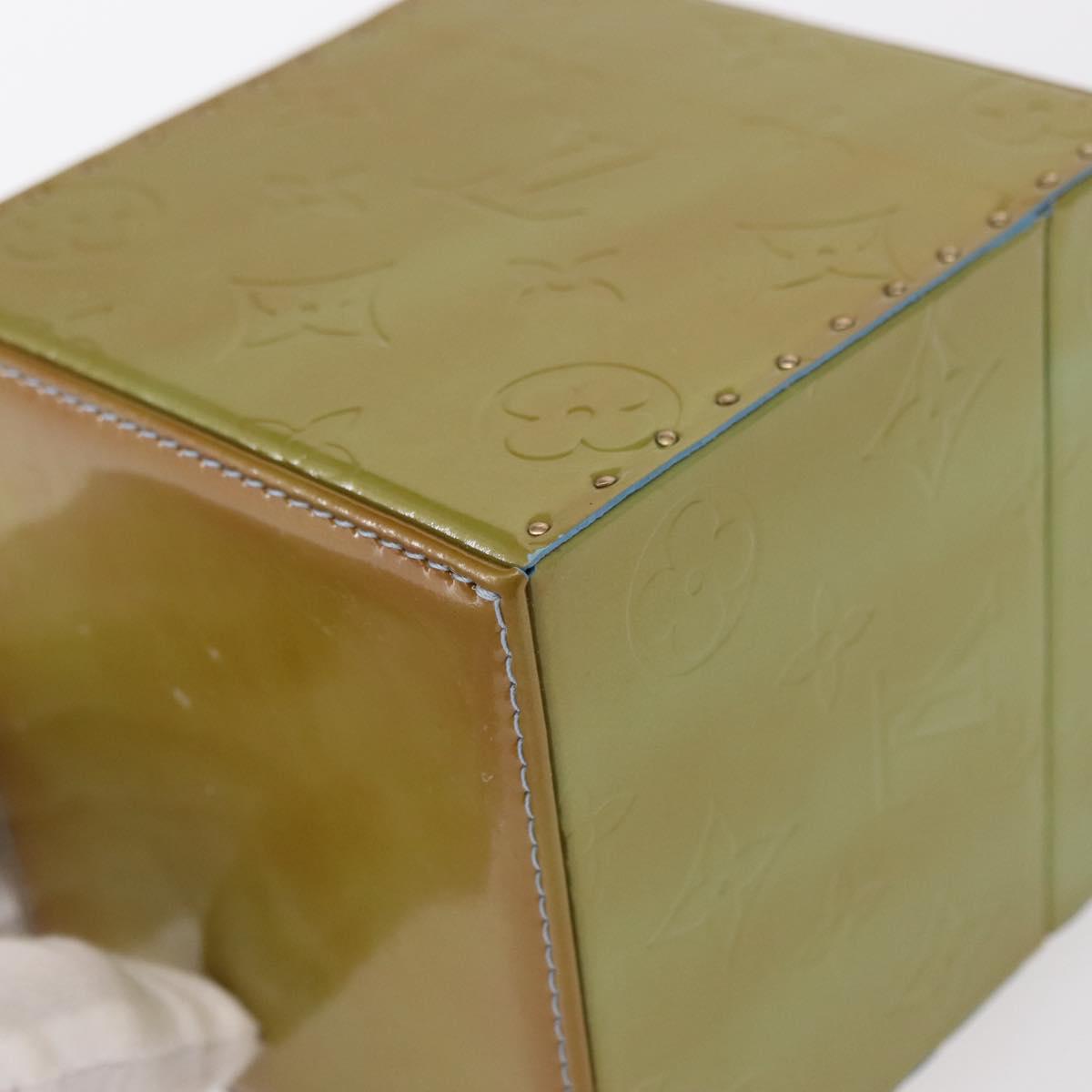 LOUIS VUITTON Monogram Vernis Bleecker Pouch Baby Blue M91003 LV Auth 162777