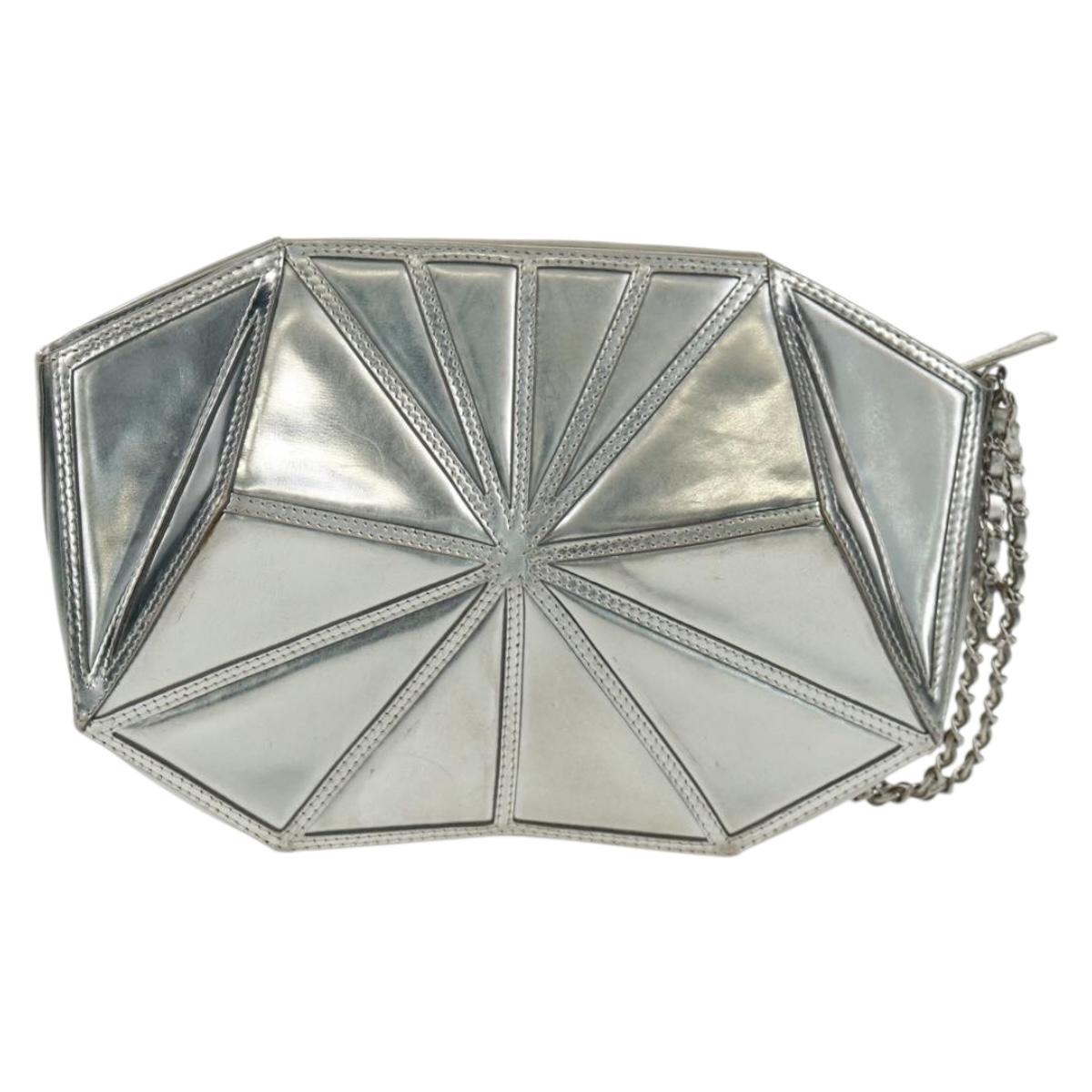 CHANEL Clutch Bag Leather Silver CC Auth 162899V