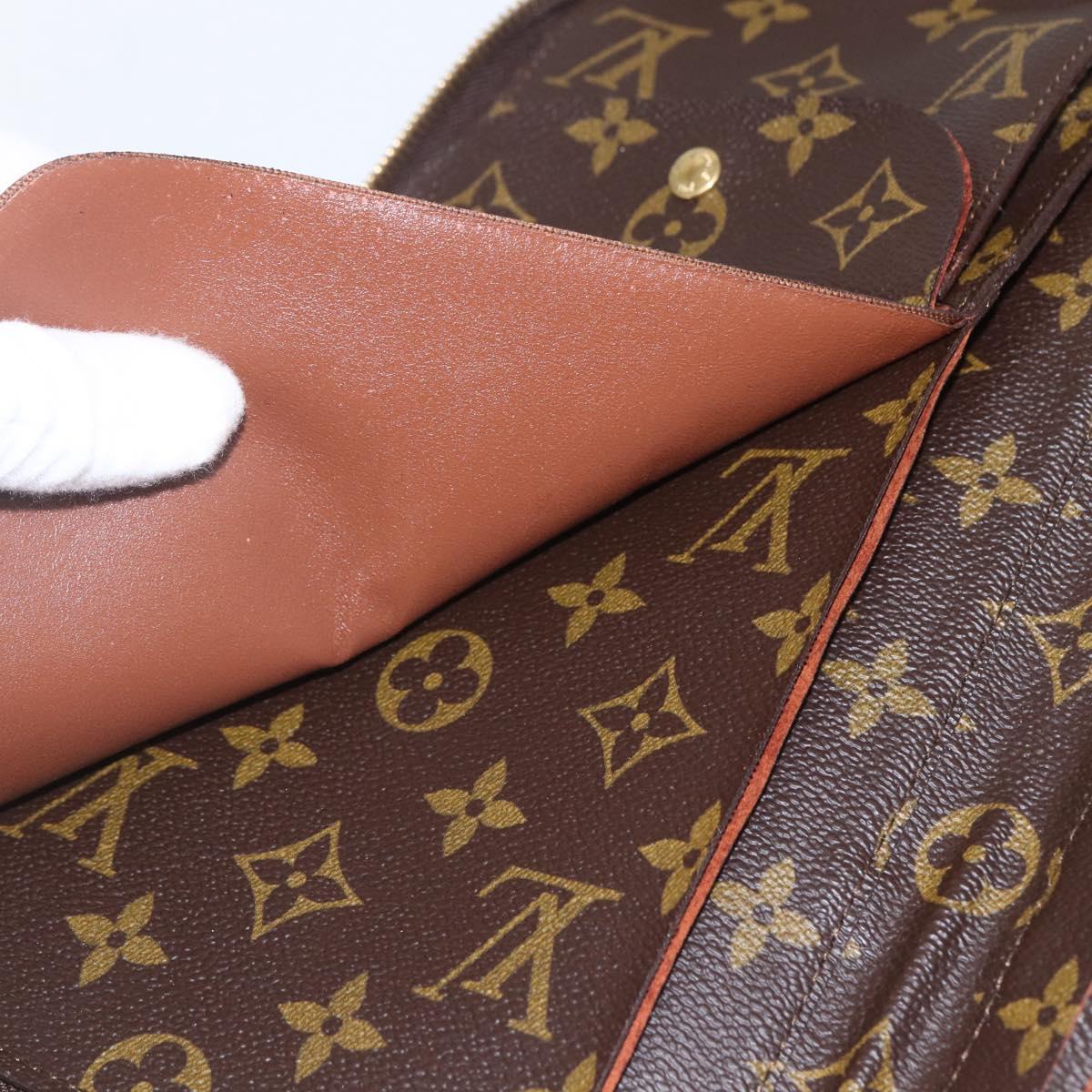 LOUIS VUITTON Monogram Poche Escapade Travel Case M60113 LV Auth 162915