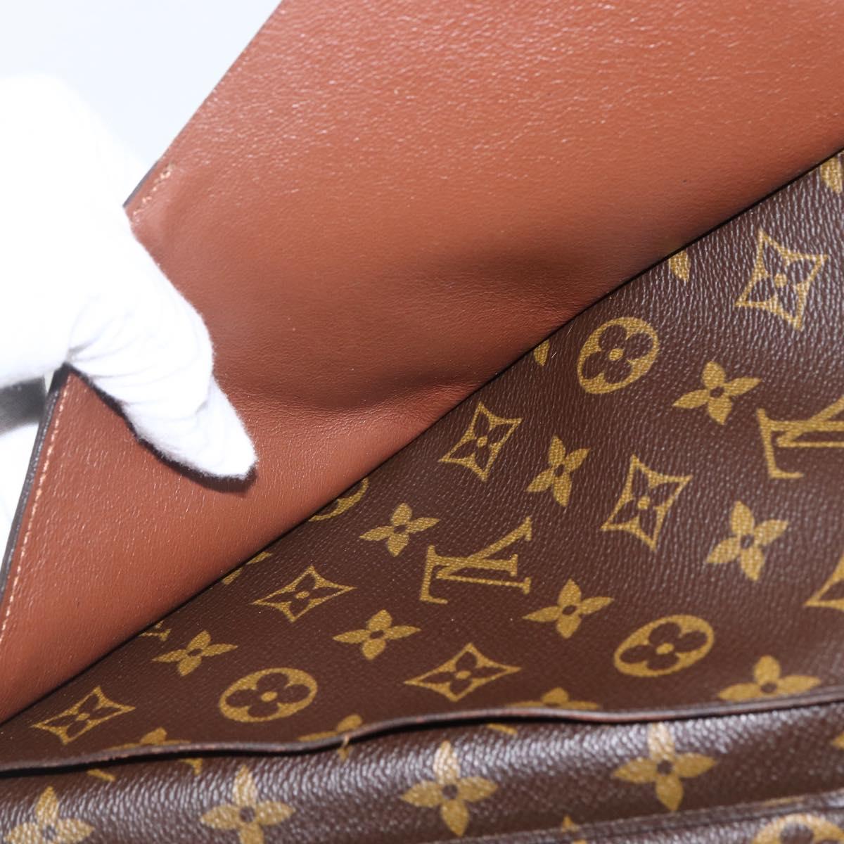 LOUIS VUITTON Monogram Poche Escapade Travel Case M60113 LV Auth 162916