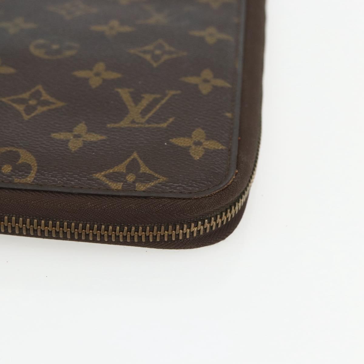 LOUIS VUITTON Monogram Poche Escapade Travel Case M60113 LV Auth 162916