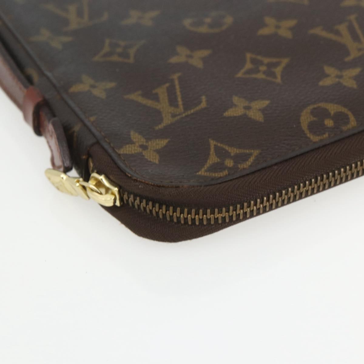 LOUIS VUITTON Monogram Poche Escapade Travel Case M60113 LV Auth 162916