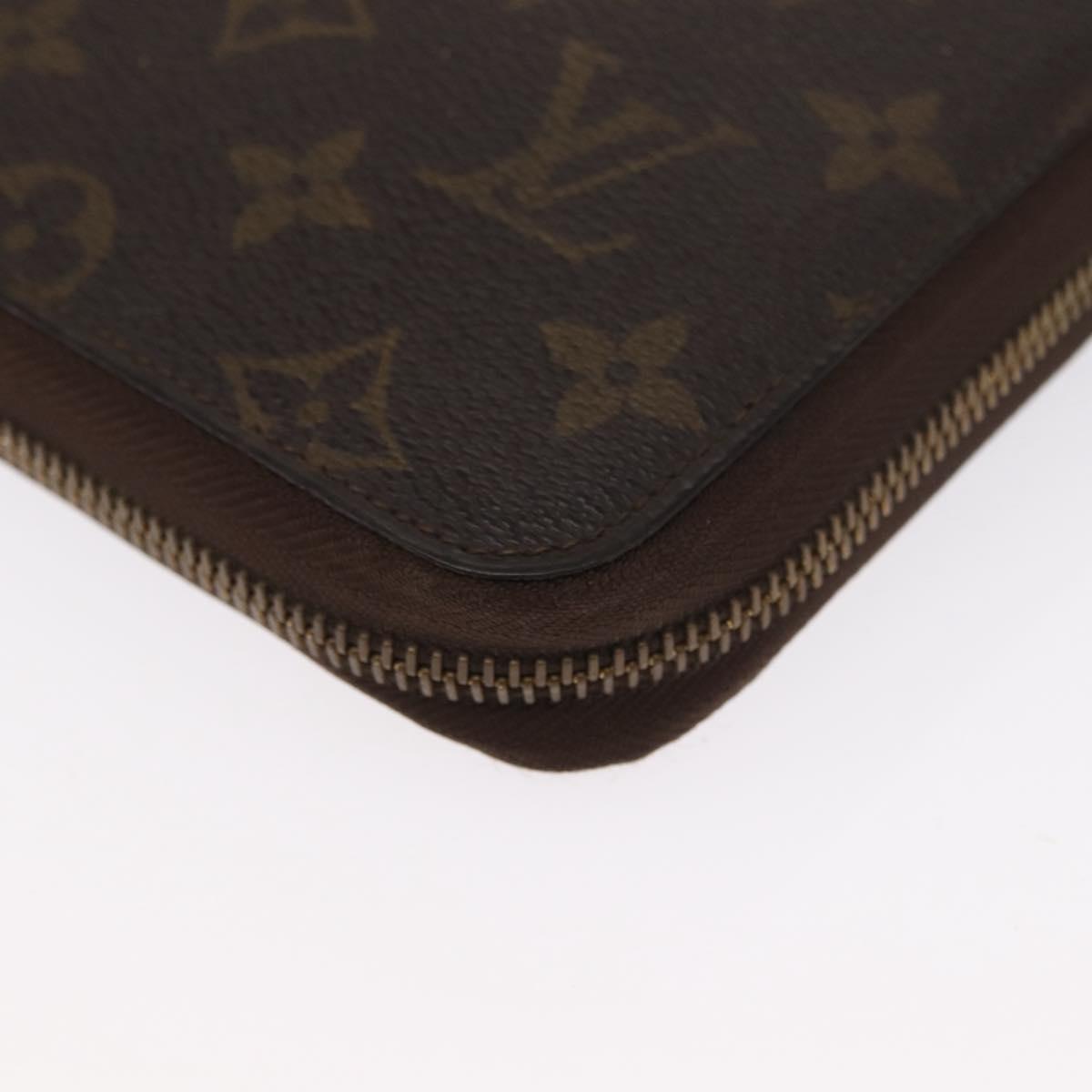 LOUIS VUITTON Monogram Poche Escapade Travel Case M60113 LV Auth 163201