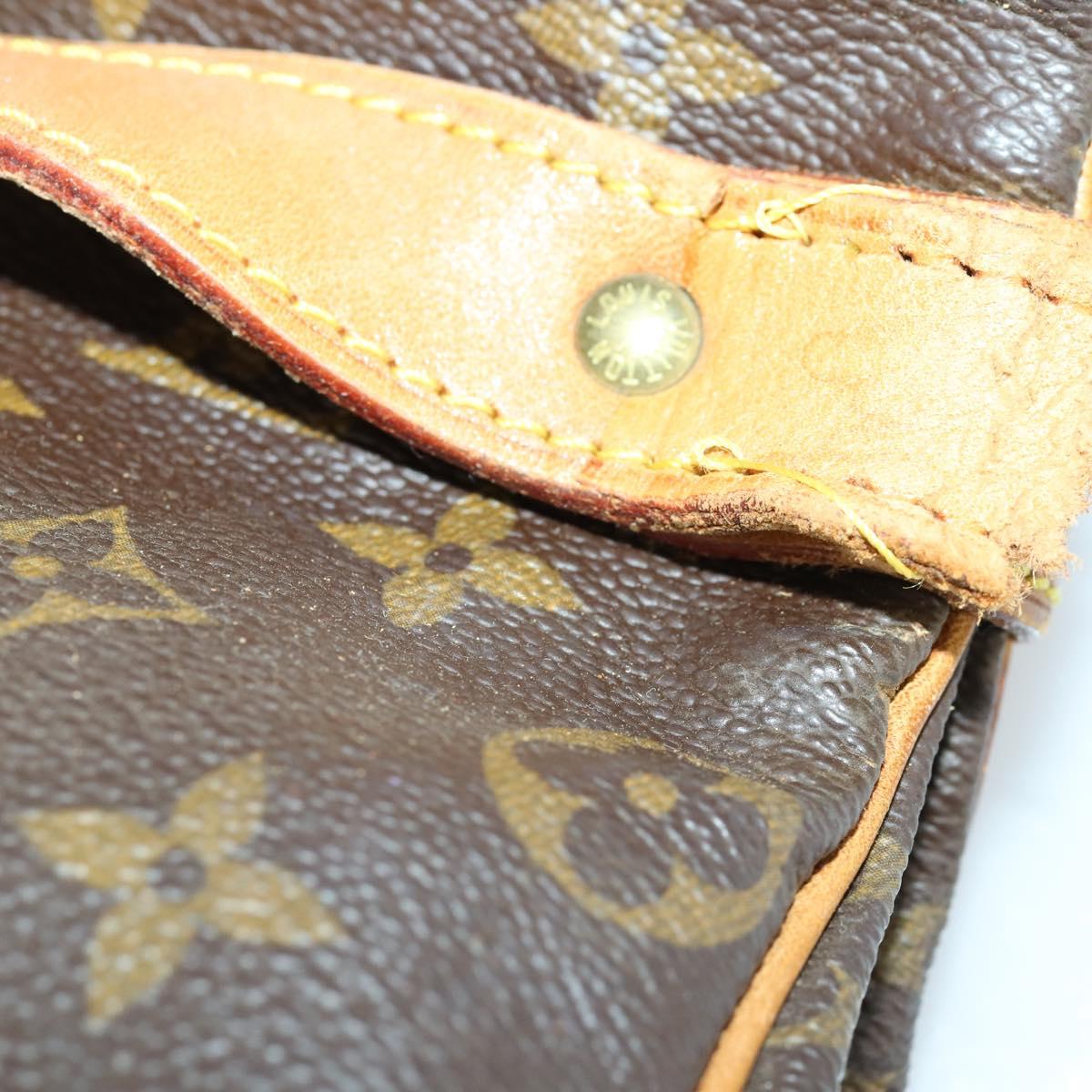 LOUIS VUITTON Monogram Saumur 43 Shoulder Bag M42252 LV Auth 163436